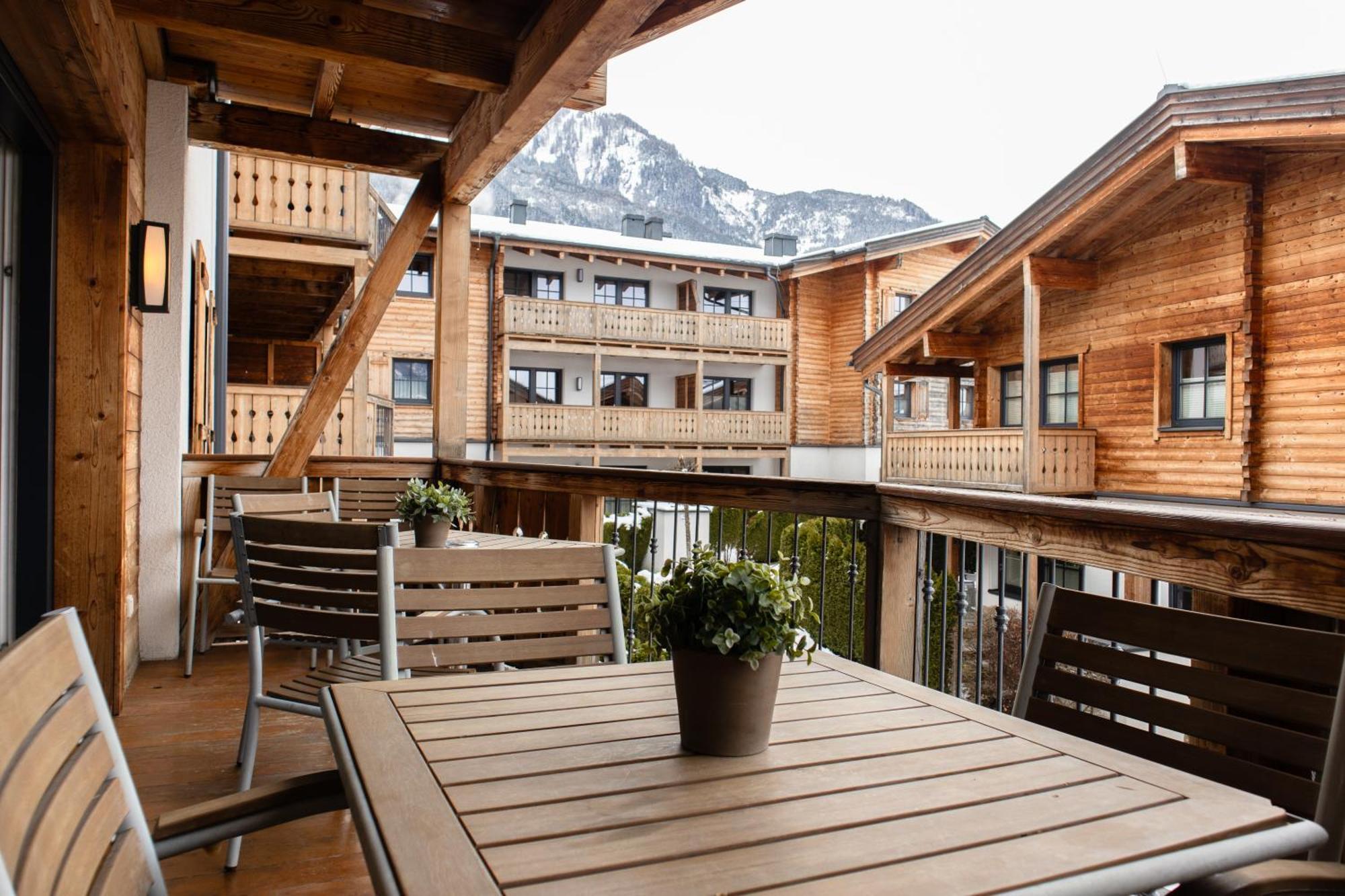 Avenida Mountain Resort By Alpin Rentals - Incl Summercard Капрун Екстер'єр фото