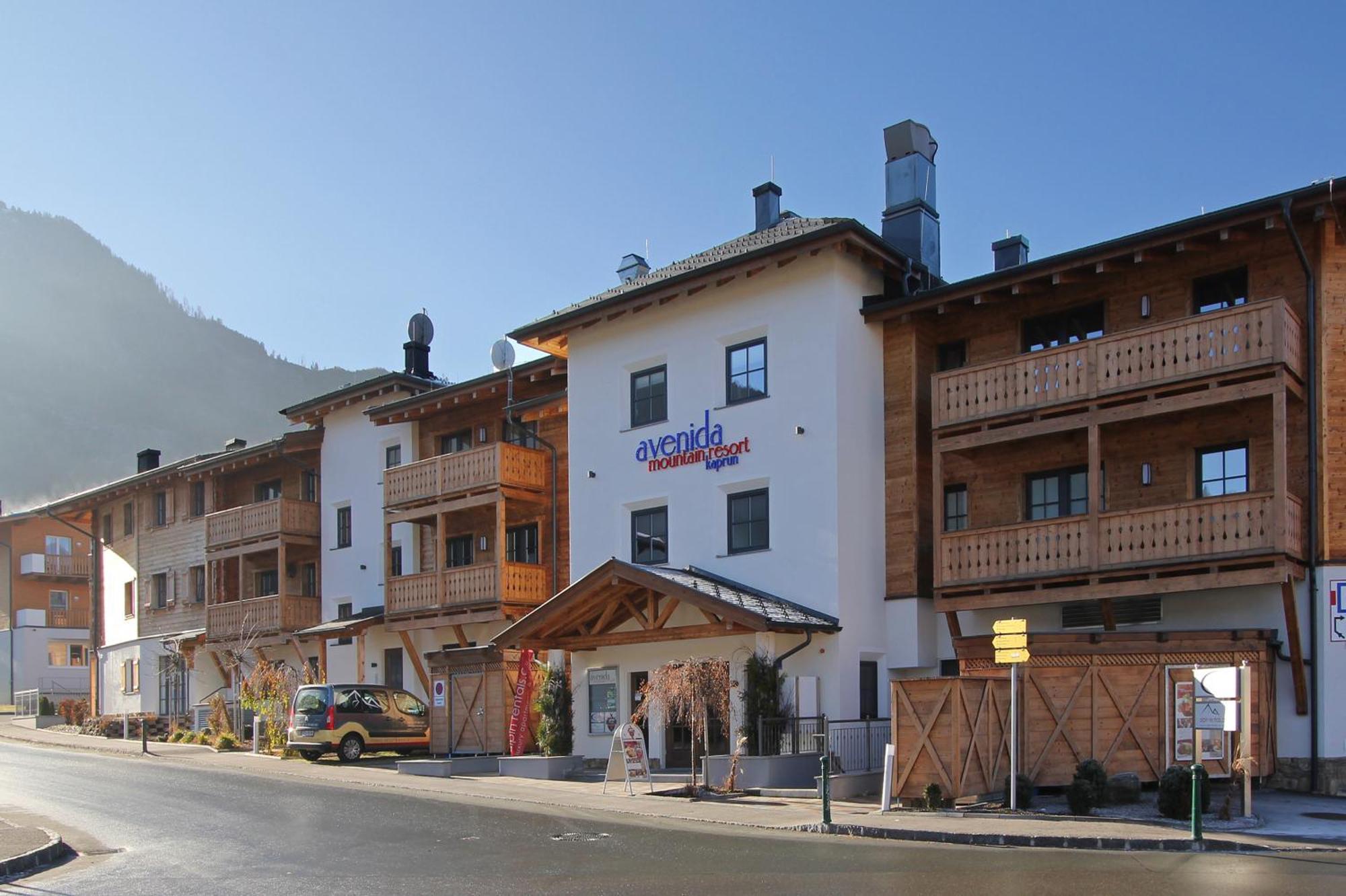 Avenida Mountain Resort By Alpin Rentals - Incl Summercard Капрун Екстер'єр фото